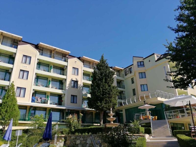 Hotel Silver Golden Sands Exterior photo